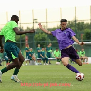 金年会-NBA、足球与CBA三者跨界联动的直播话题